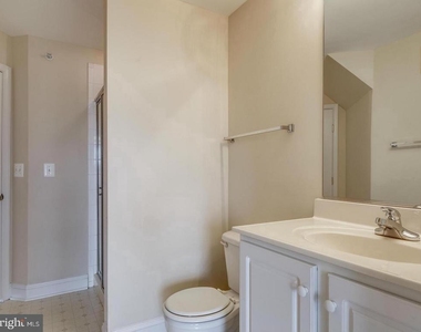 12828 Clarksburg Square Road - Photo Thumbnail 8