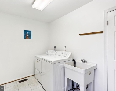 15237 Jones Lane - Photo Thumbnail 18