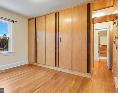 4604 Nottingham Drive - Photo Thumbnail 10