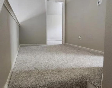 305 Forest Dr - Photo Thumbnail 3