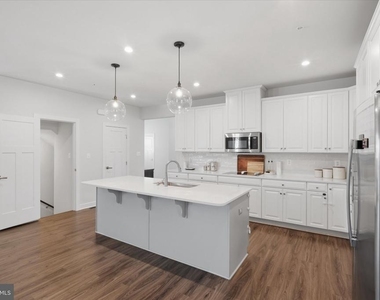 21839 Clarksburg Road - Photo Thumbnail 7