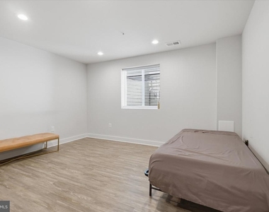 21839 Clarksburg Road - Photo Thumbnail 23