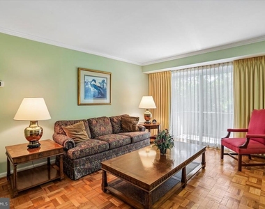 10513 Weymouth Street - Photo Thumbnail 3