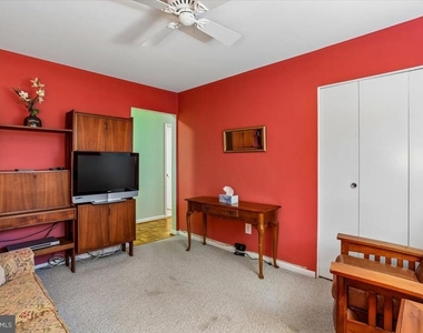 10513 Weymouth Street - Photo Thumbnail 16