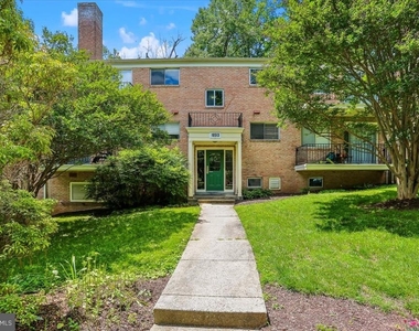 10513 Weymouth Street - Photo Thumbnail 1