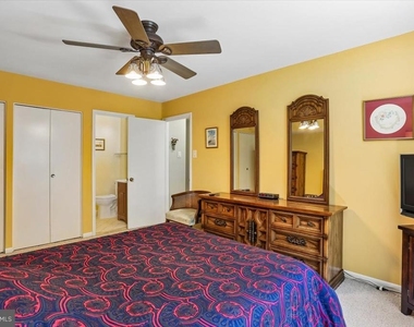 10513 Weymouth Street - Photo Thumbnail 11