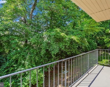 10513 Weymouth Street - Photo Thumbnail 17