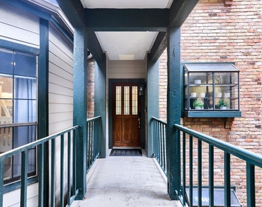 1741 Spyglass Dr - Photo Thumbnail 3