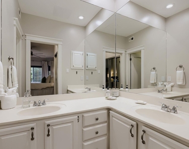 1741 Spyglass Dr - Photo Thumbnail 17