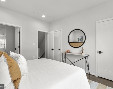 820 Thompson Crescent - Photo Thumbnail 19