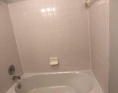 13103 Briarcliff Terrace - Photo Thumbnail 10