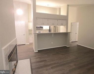 13103 Briarcliff Terrace - Photo Thumbnail 4