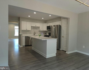 4613 Ripley Manor Terrace - Photo Thumbnail 9