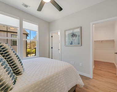 3809 Valley View Rd - Photo Thumbnail 13