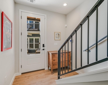 3809 Valley View Rd - Photo Thumbnail 1