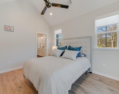 3809 Valley View Rd - Photo Thumbnail 10