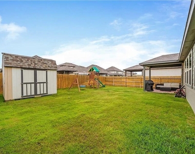 112 Magna Ln - Photo Thumbnail 21