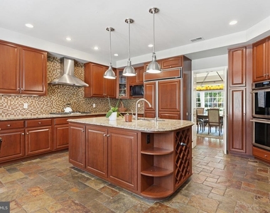 10117 Meyer Point Terrace - Photo Thumbnail 11