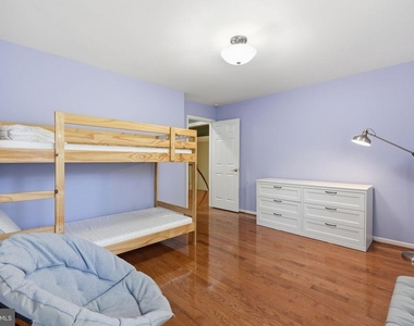 10117 Meyer Point Terrace - Photo Thumbnail 23
