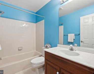 10117 Meyer Point Terrace - Photo Thumbnail 24