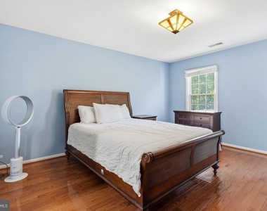 10117 Meyer Point Terrace - Photo Thumbnail 25