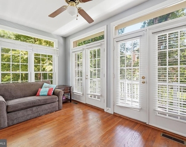 10117 Meyer Point Terrace - Photo Thumbnail 7