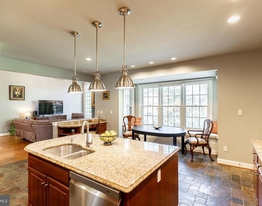 10117 Meyer Point Terrace - Photo Thumbnail 9