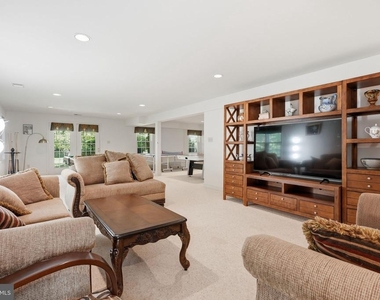 10117 Meyer Point Terrace - Photo Thumbnail 31