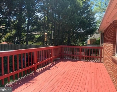 10903 Stillwater Avenue - Photo Thumbnail 17