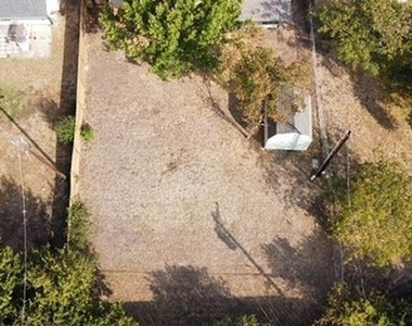 411 Buckboard Blvd - Photo Thumbnail 16