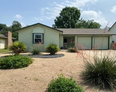 411 Buckboard Blvd - Photo Thumbnail 1