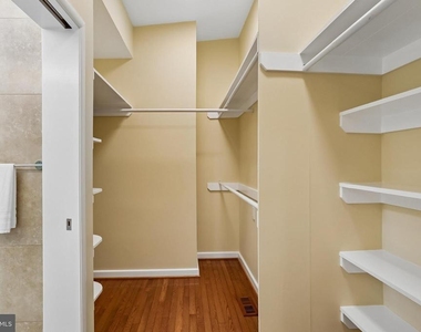 3301 Shirley Ln - Photo Thumbnail 22