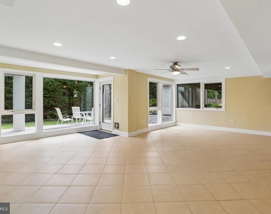 3301 Shirley Ln - Photo Thumbnail 28