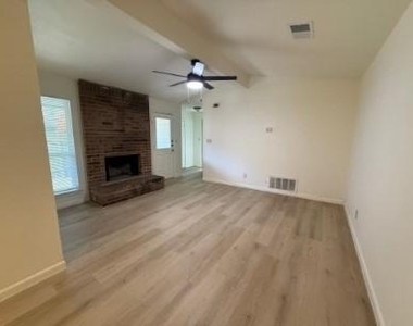 2510 Howellwood Way - Photo Thumbnail 6