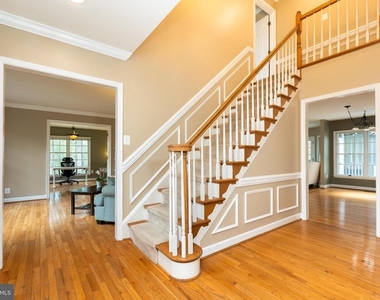 13576 Highland Road - Photo Thumbnail 16