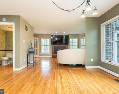 13576 Highland Road - Photo Thumbnail 45