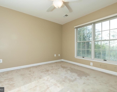 13576 Highland Road - Photo Thumbnail 50