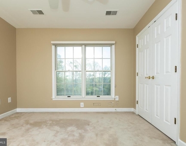 13576 Highland Road - Photo Thumbnail 51