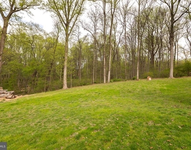 13576 Highland Road - Photo Thumbnail 11