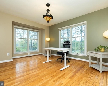 13576 Highland Road - Photo Thumbnail 22