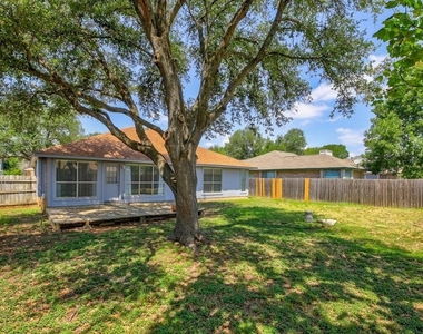 502 Eaglecreek Dr - Photo Thumbnail 22
