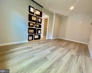 9162 Landon House Lane - Photo Thumbnail 4