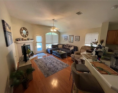10309 Broomflower Dr - Photo Thumbnail 12