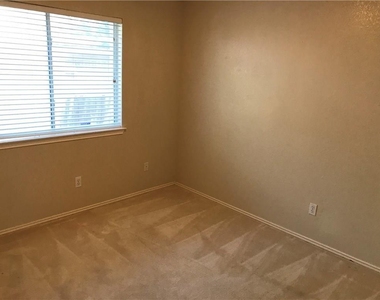 10309 Broomflower Dr - Photo Thumbnail 29