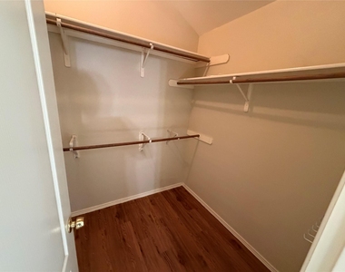 10309 Broomflower Dr - Photo Thumbnail 33
