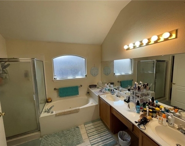 10309 Broomflower Dr - Photo Thumbnail 20