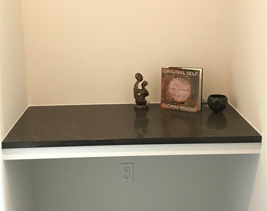 800 Embassy Dr - Photo Thumbnail 17