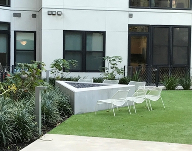 800 Embassy Dr - Photo Thumbnail 30