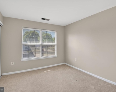4315 Castletower Court - Photo Thumbnail 18