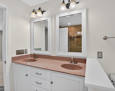 4315 Castletower Court - Photo Thumbnail 13